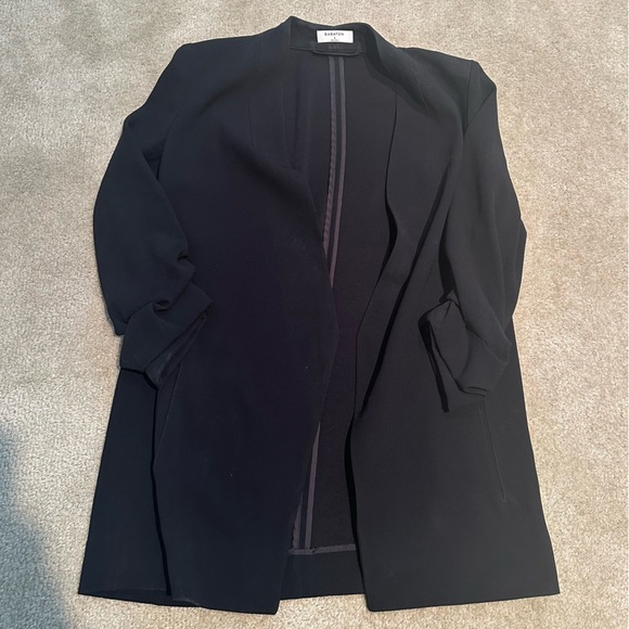 Aritzia Babaton blazer - Picture 2 of 3